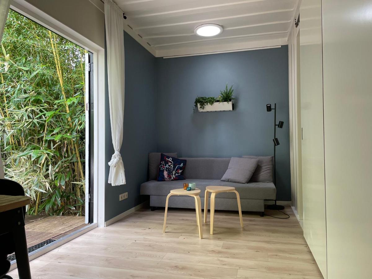 Tiny-House Van Zeecontainers Bij Het Bos Oranjewoud Екстер'єр фото